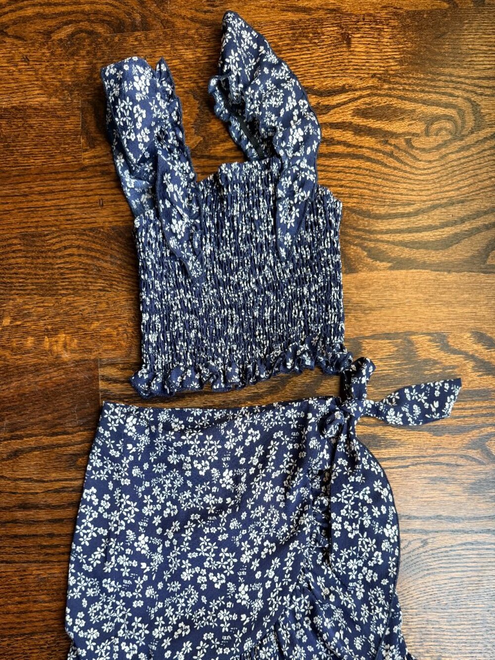 SHEIN Teen Girls 8–9Y Navy Floral Smocked Crop Top & Ruffle Skirt Set
